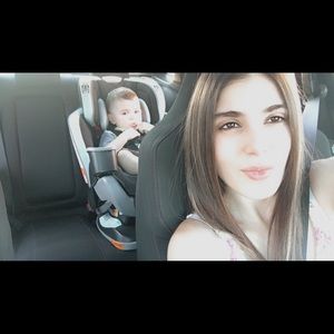 Meet your Posher, Daniela